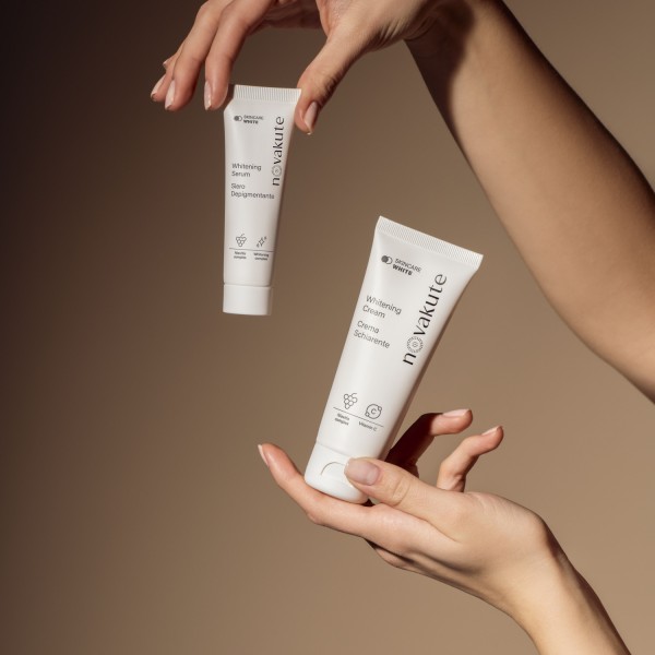 SIERO DEPIGMENTANTE Whitening Complex e Niavitis® Complex